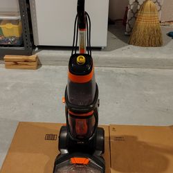 BISSELL ProHeat 2X 1548F Revolution Pet Upright Carpet Cleaner
