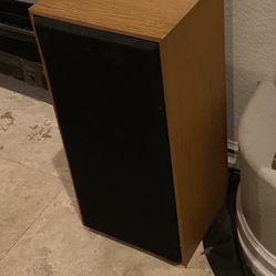 Kliptch Center Channel Speaker 🔈 For Sale 