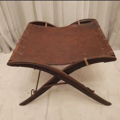 2 Antique Luggage Stool