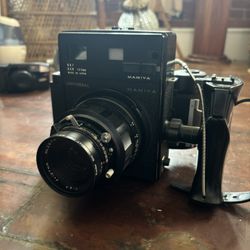 Mamiya Universal Press w/ Lens