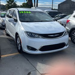 2019 Chrysler Pacifica Touring Plus