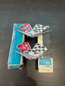 chevrolet 327 or 409 original fender flags 62 impala / corvette