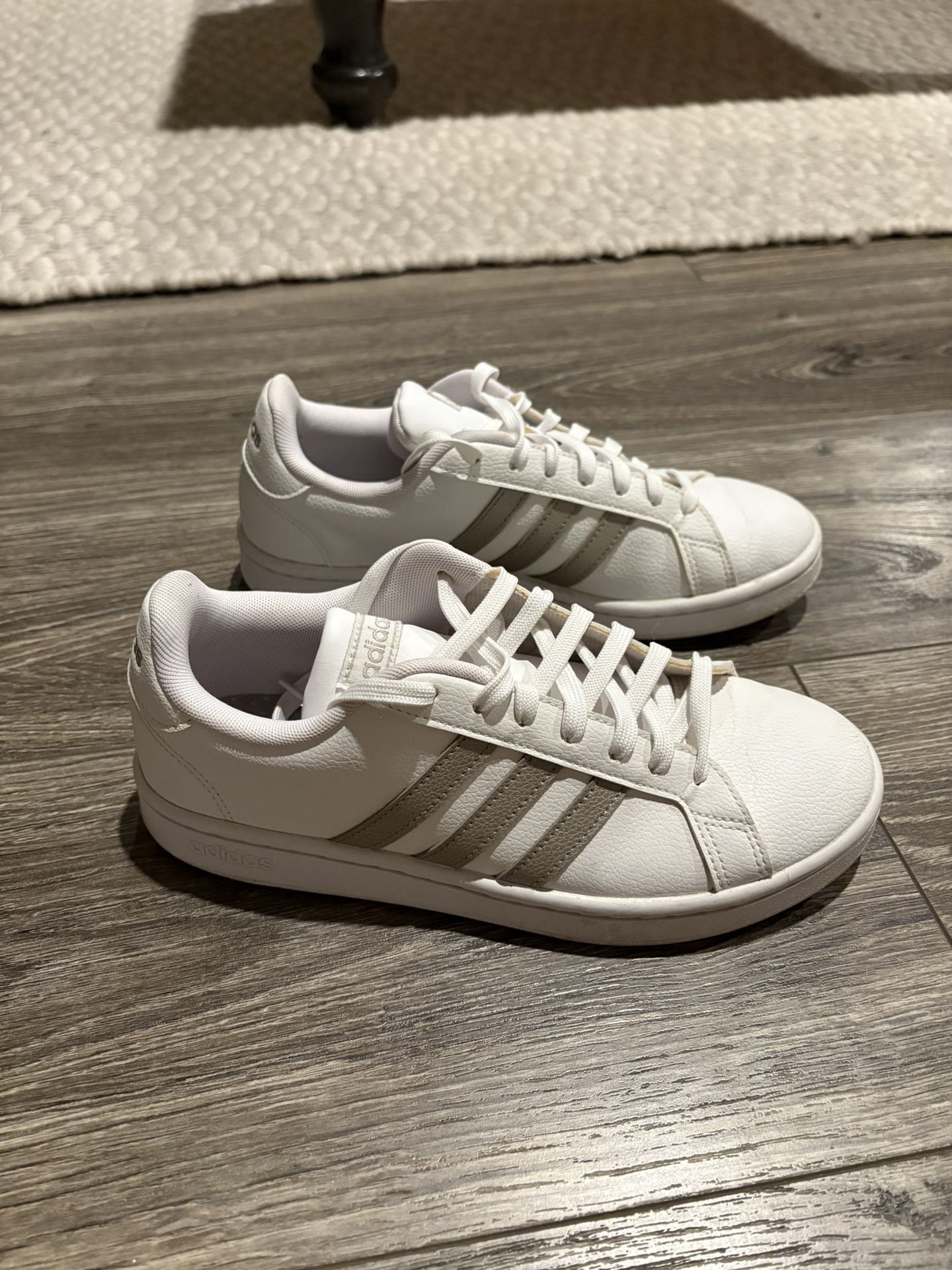 Adidas Cloudfoam Women’s Sneakers