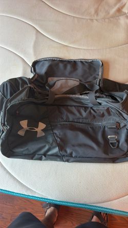 Under armor duffalo bag