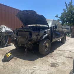 04 F250 For Parts 