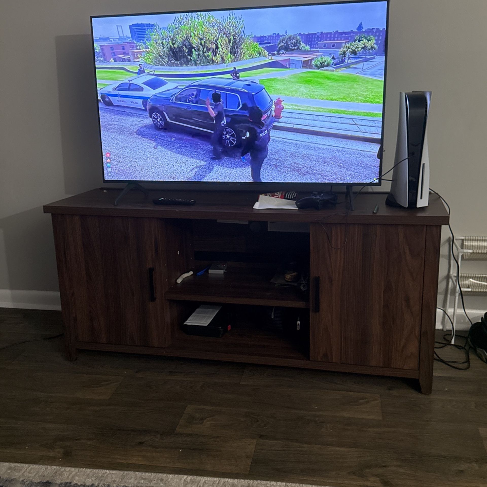 Tv stand