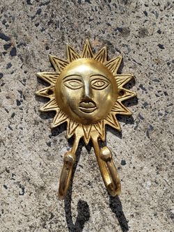 Brass Sun Face Hook