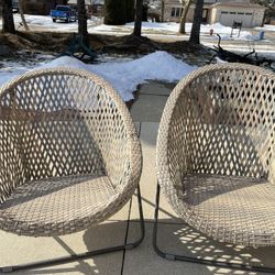 Very  Beautiful 2 Eggs Chairs for Patio
