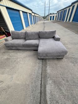 Sofa chaise lounge $149