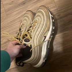 Nike Air Max 97 Gold Sneakers US 9.5