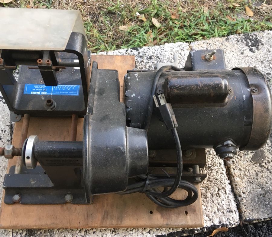 Ring Master 721 bowl/ring lathe woodworking tool