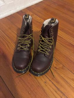 Women’s boots