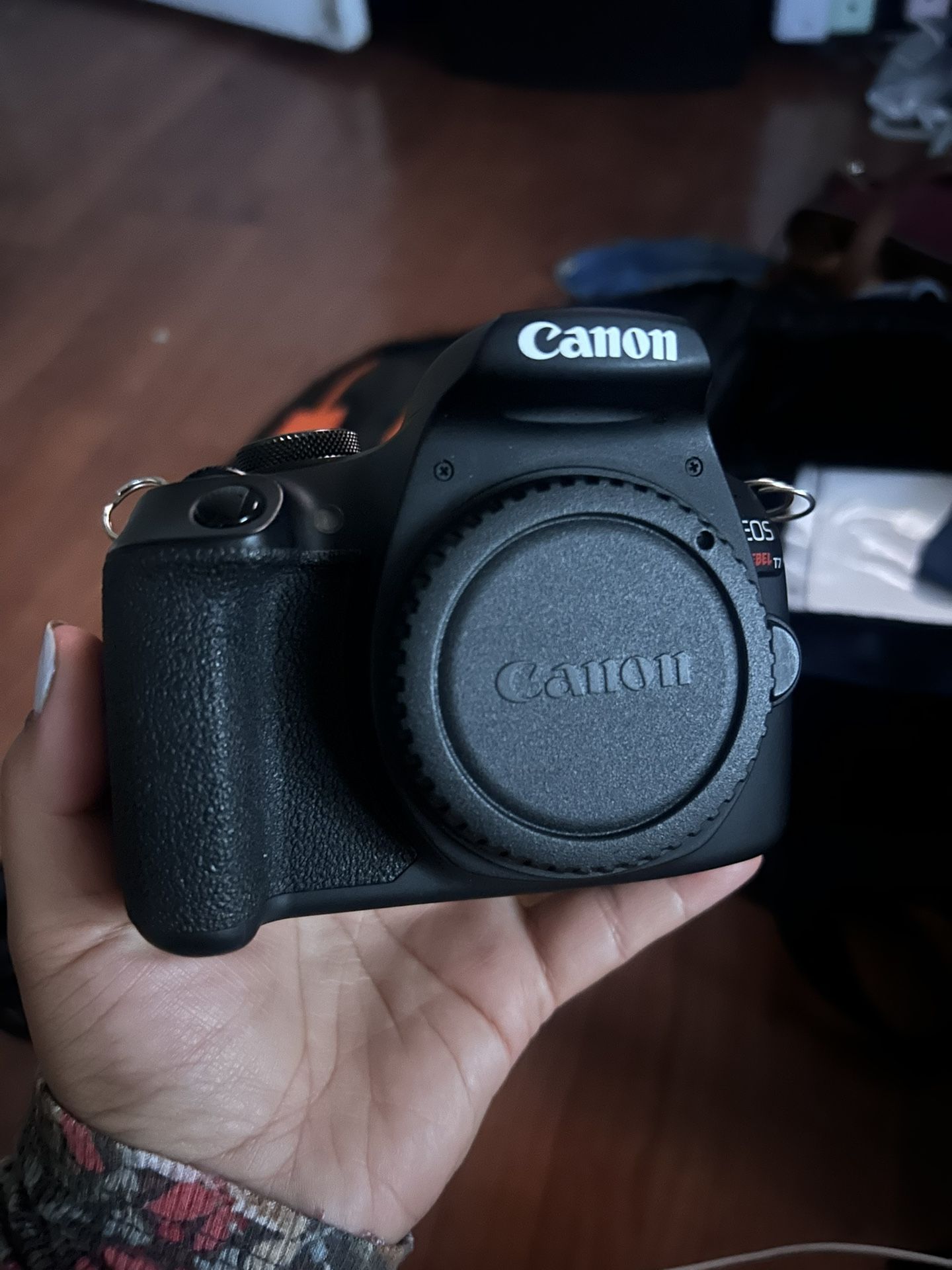 Canon rebel T7