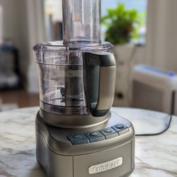 8 Cup Cuisinart Food Processor