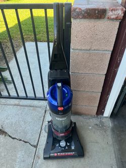 Hoover windtunnel 2  rewind bagless upright vacuum