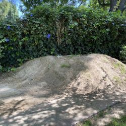 Free Dirt In Northridge - Text For Pickup 