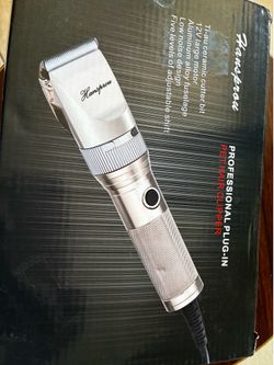 Hansprou professional Plug-In Pet Hair Clipper. Ceramic Cutter Bit Dogs & Cats
