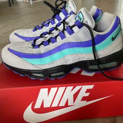 Nike Air Max 95 Aqua Wolf Gray Grape Men’s Size 10.5 Running Sneakers AT2865-001