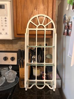 White Arched Metal Display Shelf with Glass Shelves