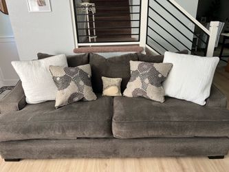 Couch set