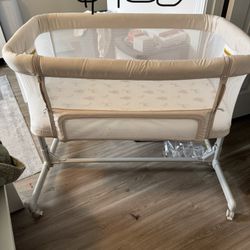 baby bassinet 