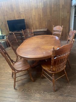 Wood dining table and chair set
