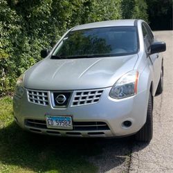 Nissan Rouge 2010 Clean Title 