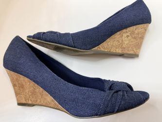 Brand New-never Worn American Eagle Open Toe Wedges Size 11W Women’s