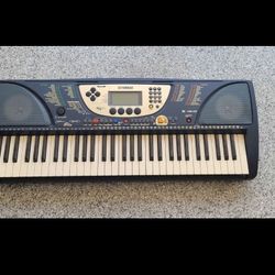 Battery Operated Yamaha Keyboard