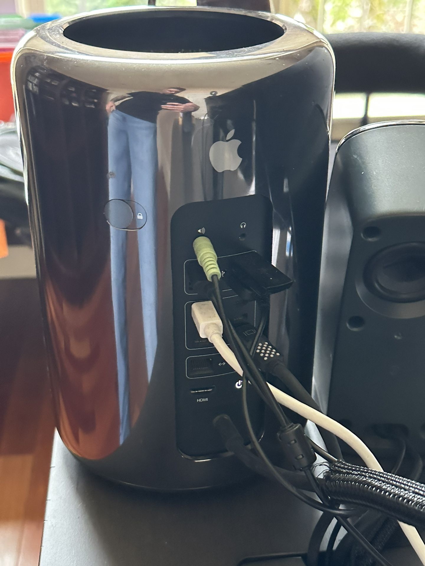 Mac Pro Desktop Xeon (Late 2013)