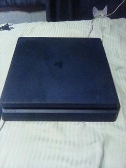 PS4 ( No controller)