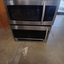 Under Counter/over The Stove Microwaves