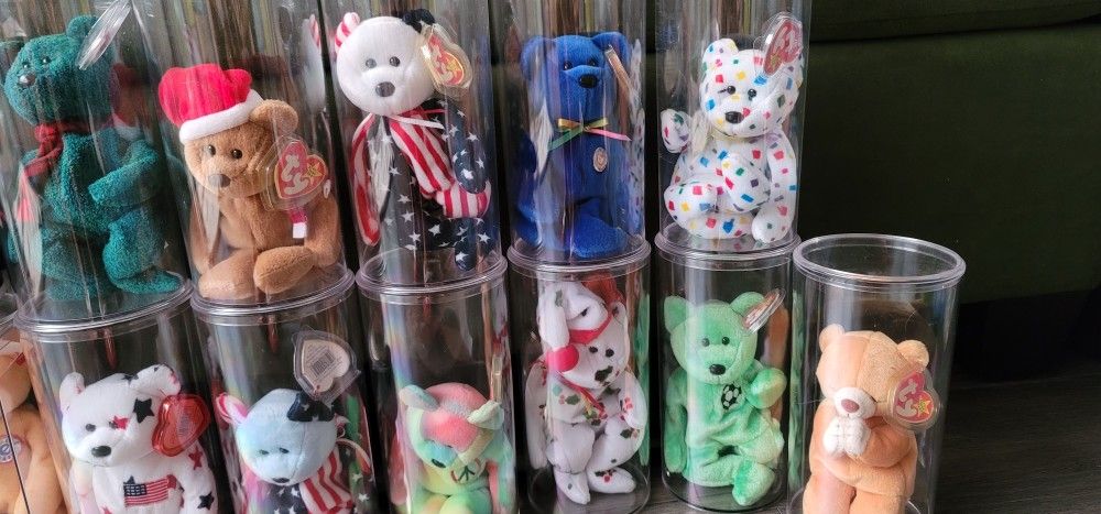 COLLECTORS SERIES, TY BEANIE BABIES. Plus A Freebie