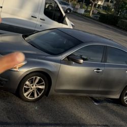 2015 Nissan Altima.. Transmission Out MAKE OFFER