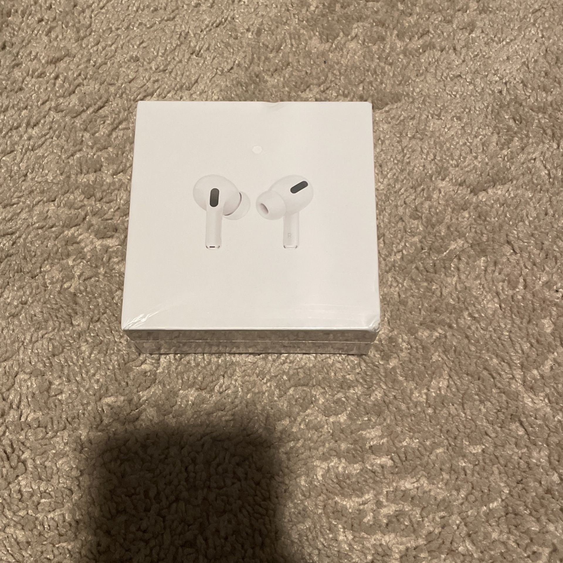 SEALED Apple Airpods Pro with Wireless Charging Case