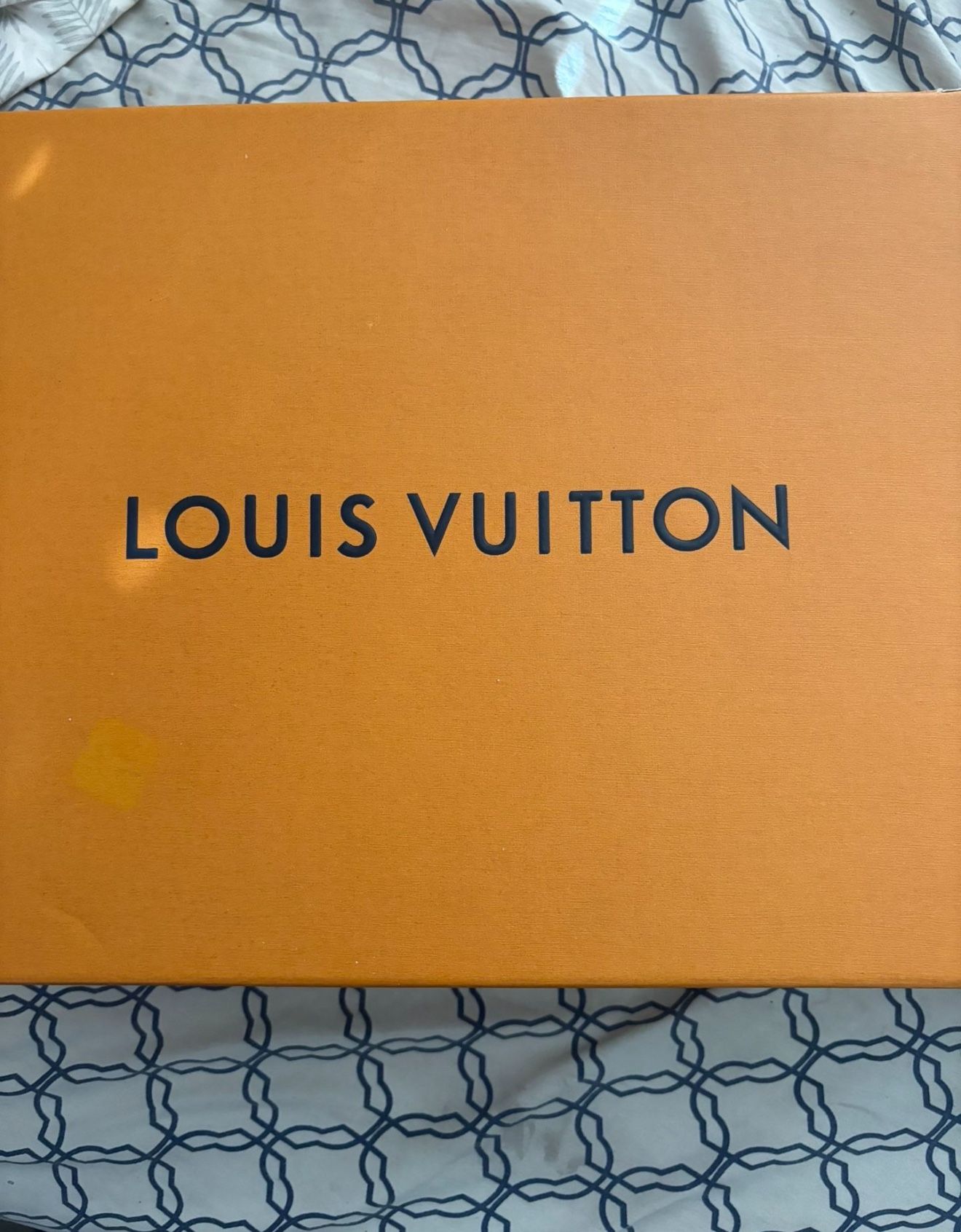 Green Louis Vuitton Size 8