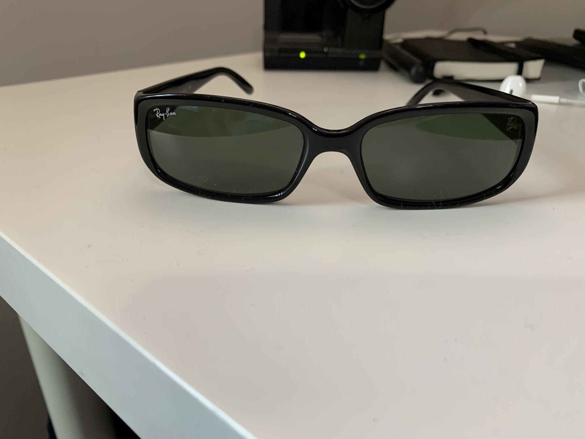 Ray-Ban Sunglasses 