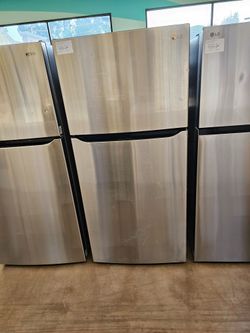 Top loading refrigerator LG 33 inch wide stainless steel 24 cubic feet