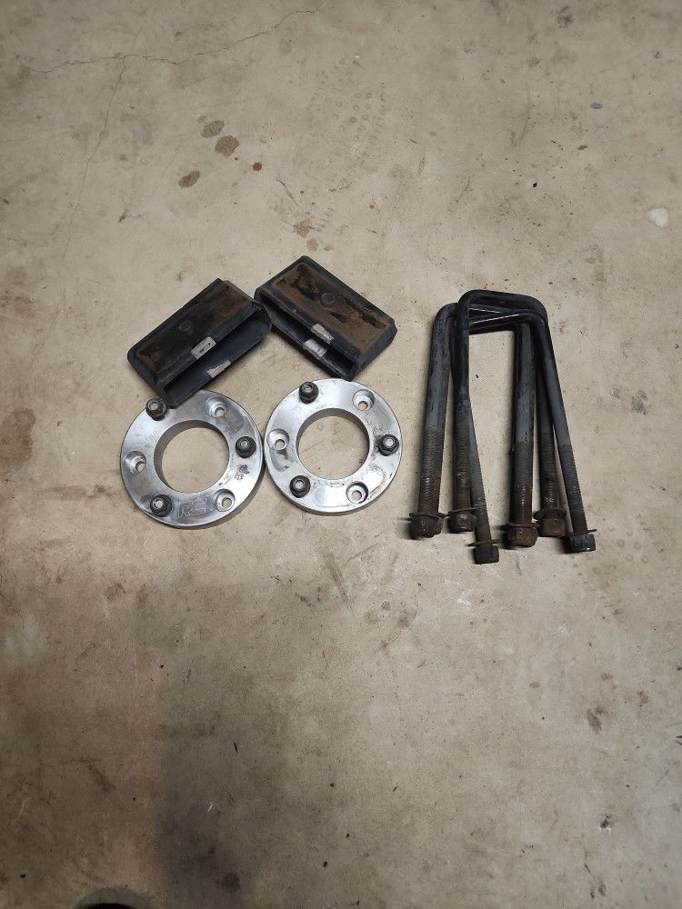 Titan Level Kit