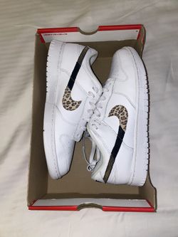White Nike Dunk se