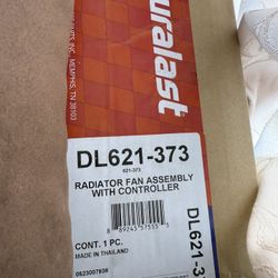 Duralast DL621-373 Radiator Fan W/ Assembly