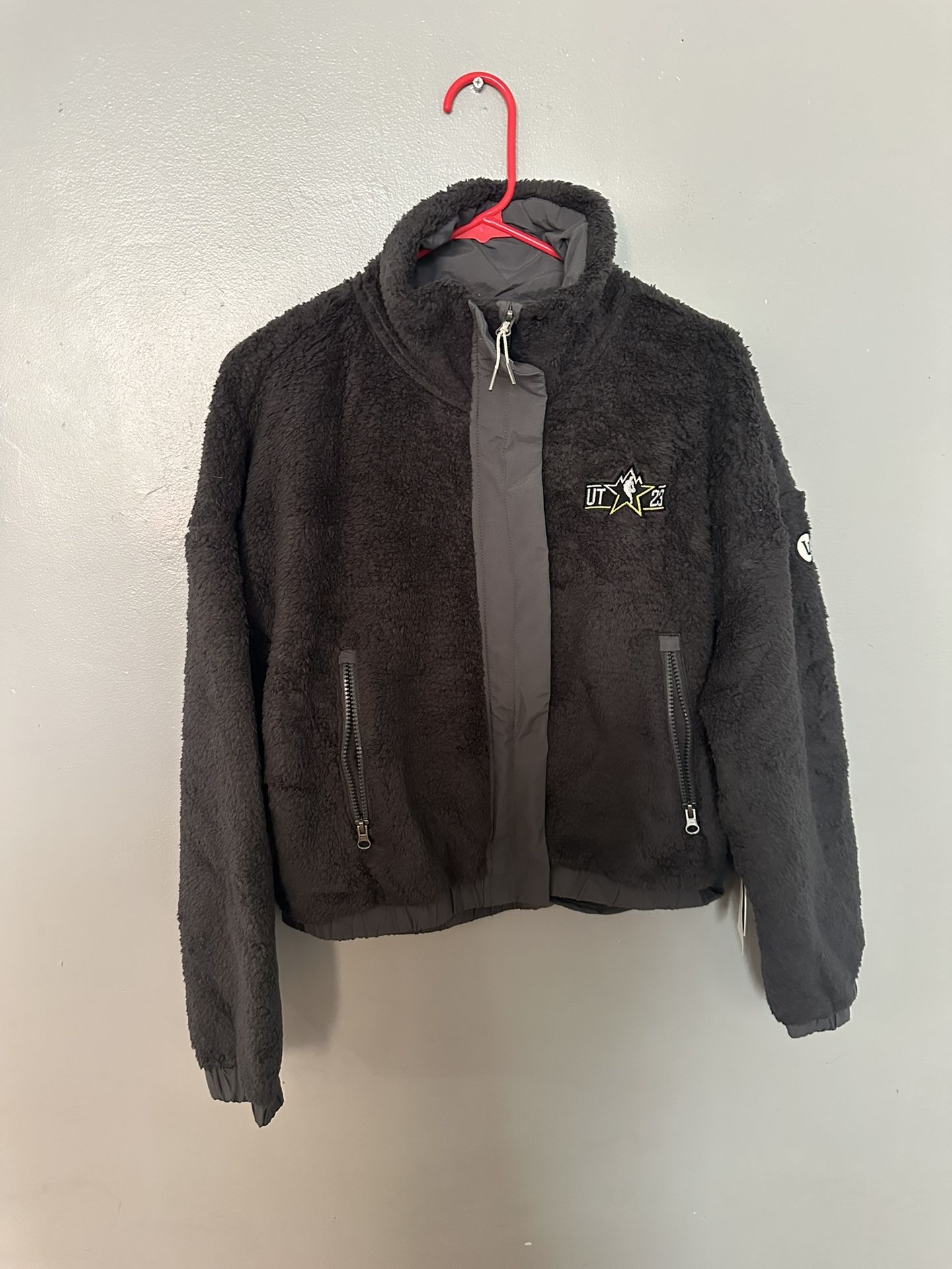 Utah NBA All Star Colective Edition Cozy Sherpa Jacket $168 $100 Women's Full Zip Jacket