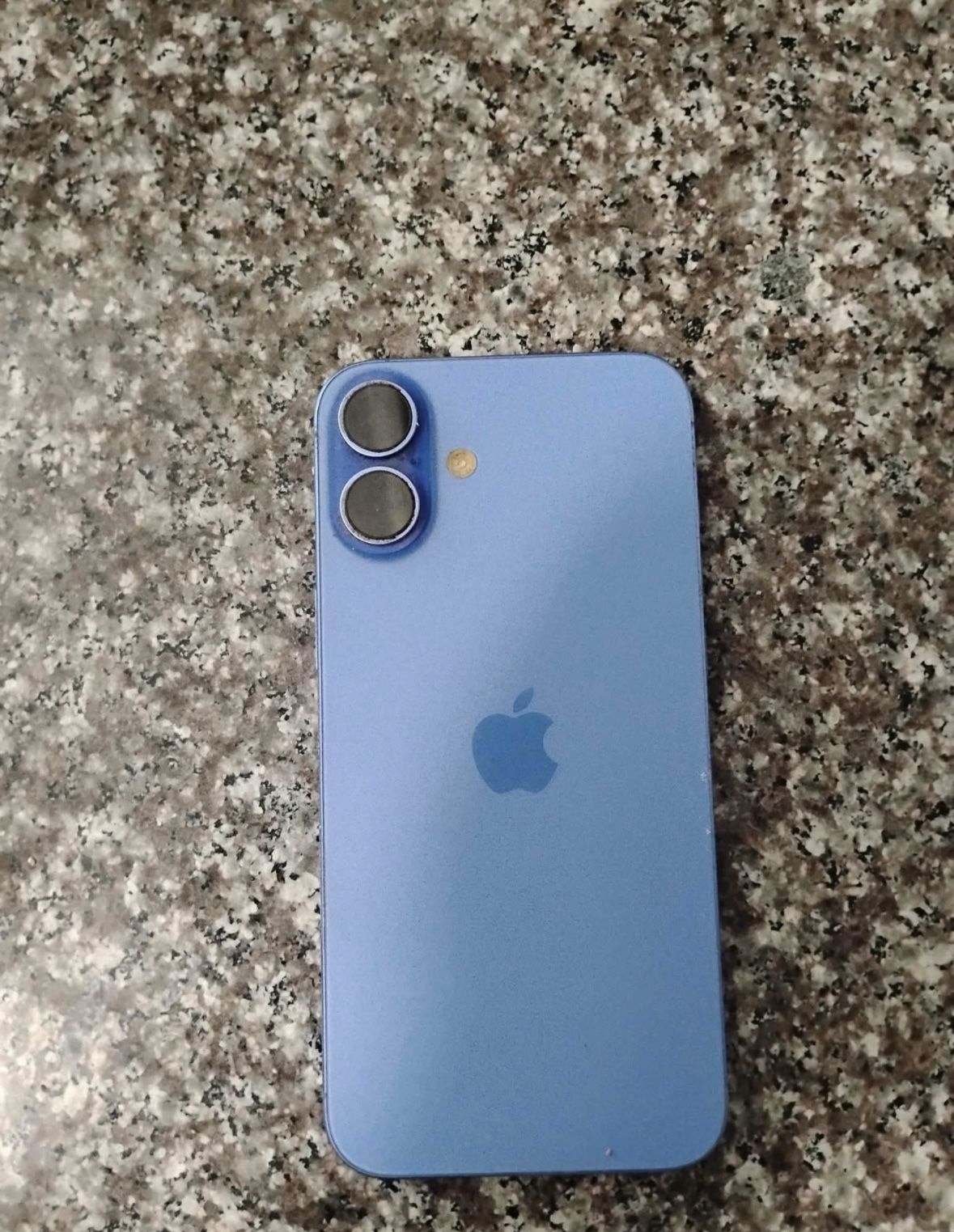 iPhone 16 Plus