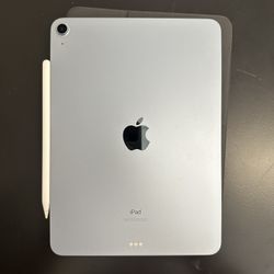 iPad air (4th gen) + keyboard + apple pencil !