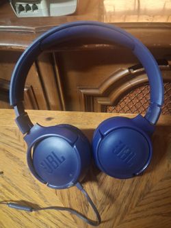 JBL TUNE500 Wired Headphones