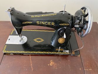 Singer Sewing Machine 