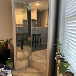 Body Mirror 