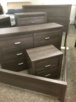 New 5 Piece Q Bedroom 🔥🔥 AVAILABLE NOW