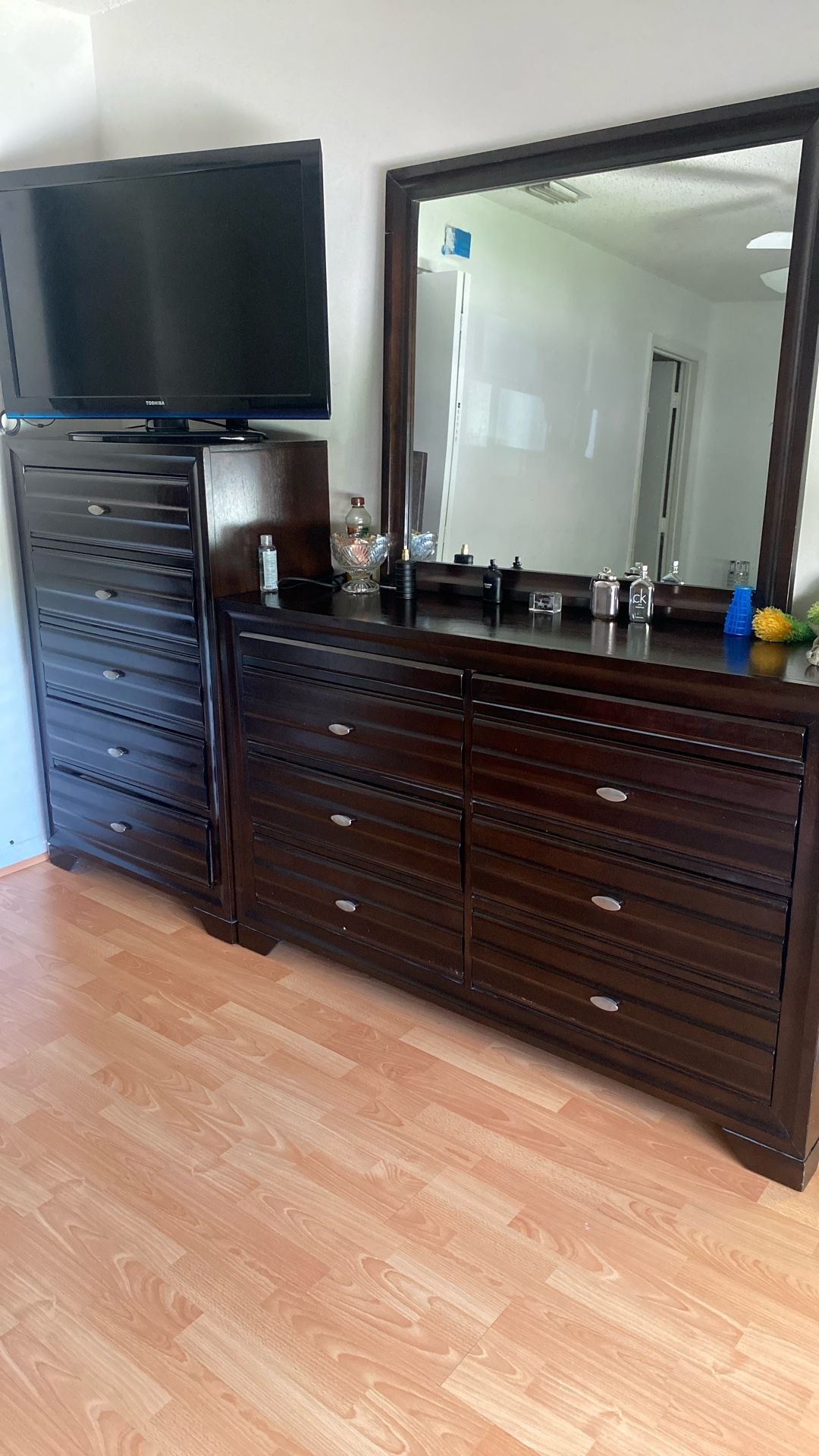 KING BEDROOM SET $ 250 OBO