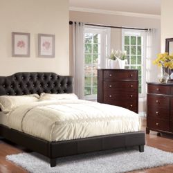 Bonito, Bedroom Set.  Todo Completo. 